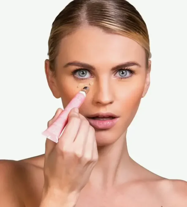 Retinol Under Eye Treatment Against Puffiness
