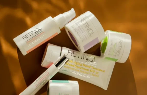 Retinol Under Eye Treatment Against Puffiness